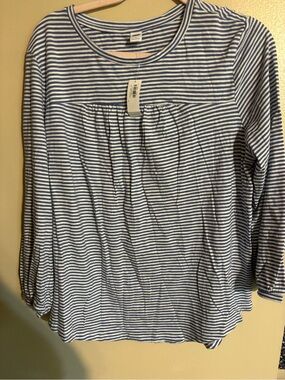 Old Navy Blue & White Striped Long-Sleeve Tee